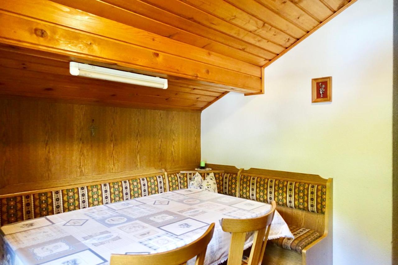 Ciasa Preroman Mansarde Apartment San Martino in Badia Exterior foto