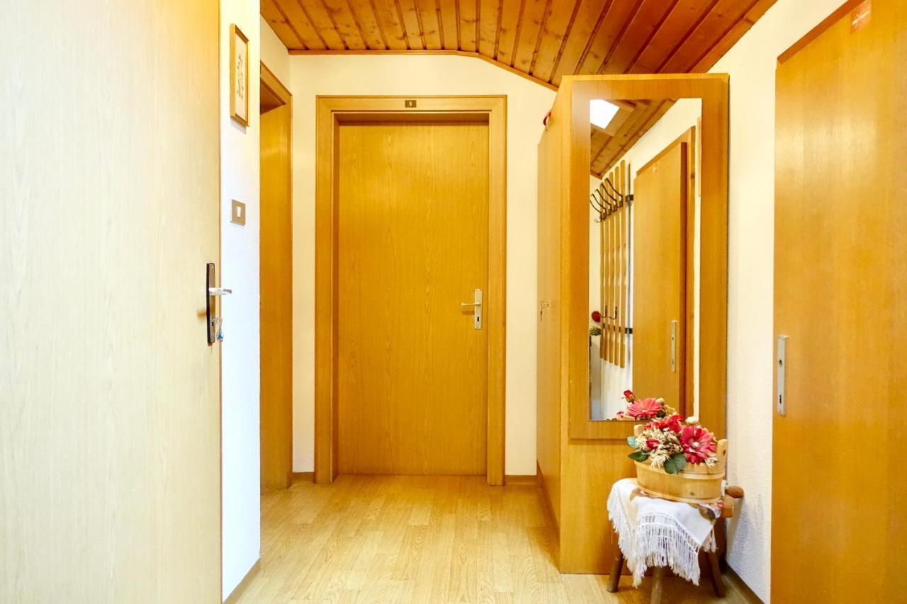Ciasa Preroman Mansarde Apartment San Martino in Badia Exterior foto